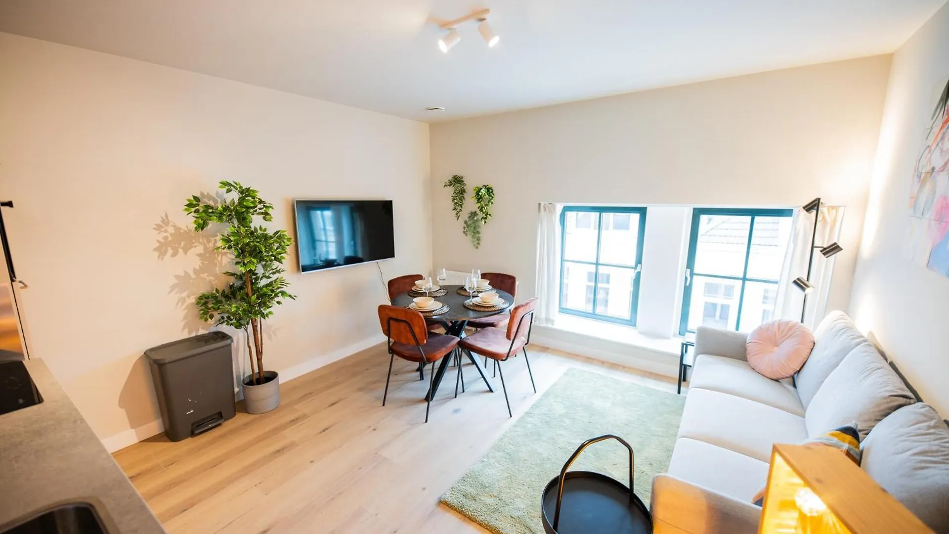 2E 3E Pijnackerstraat Apartment Rotterdam