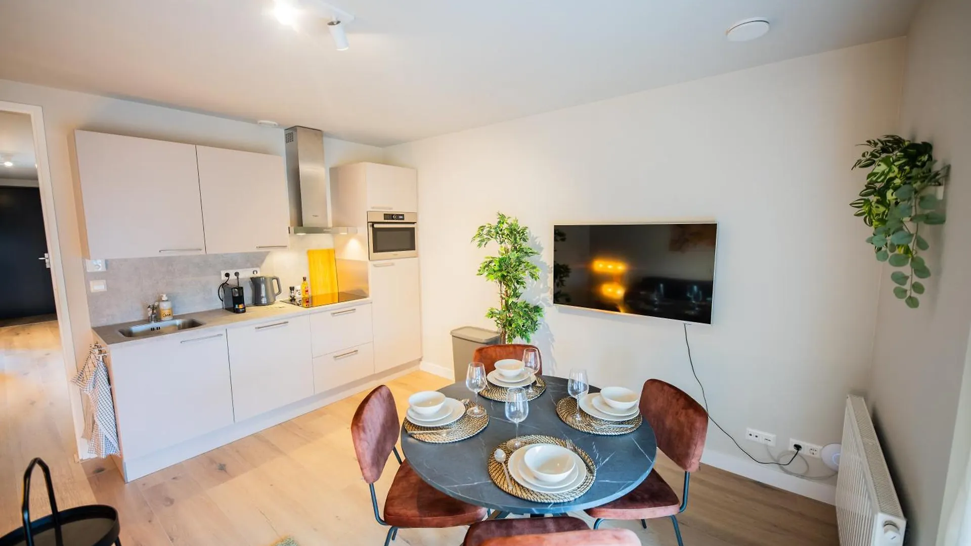 2E 3E Pijnackerstraat location