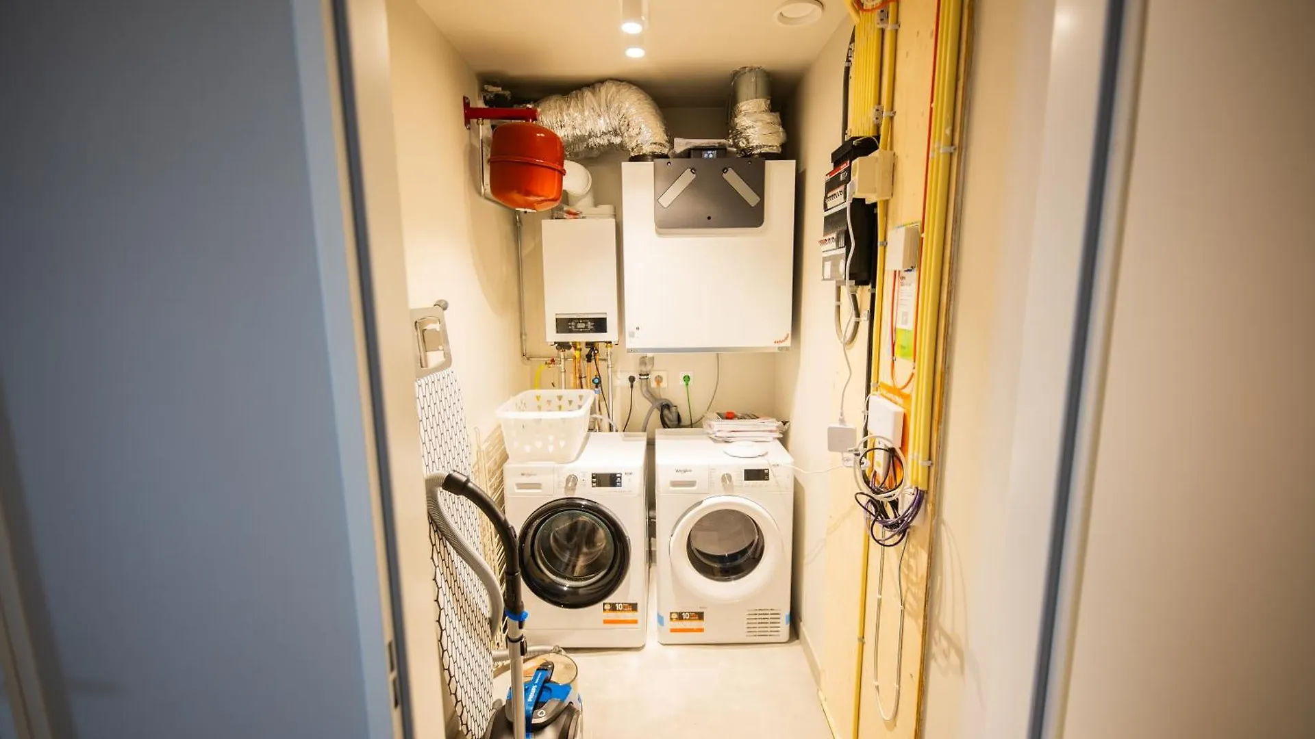 2E 3E Pijnackerstraat Apartment Rotterdam