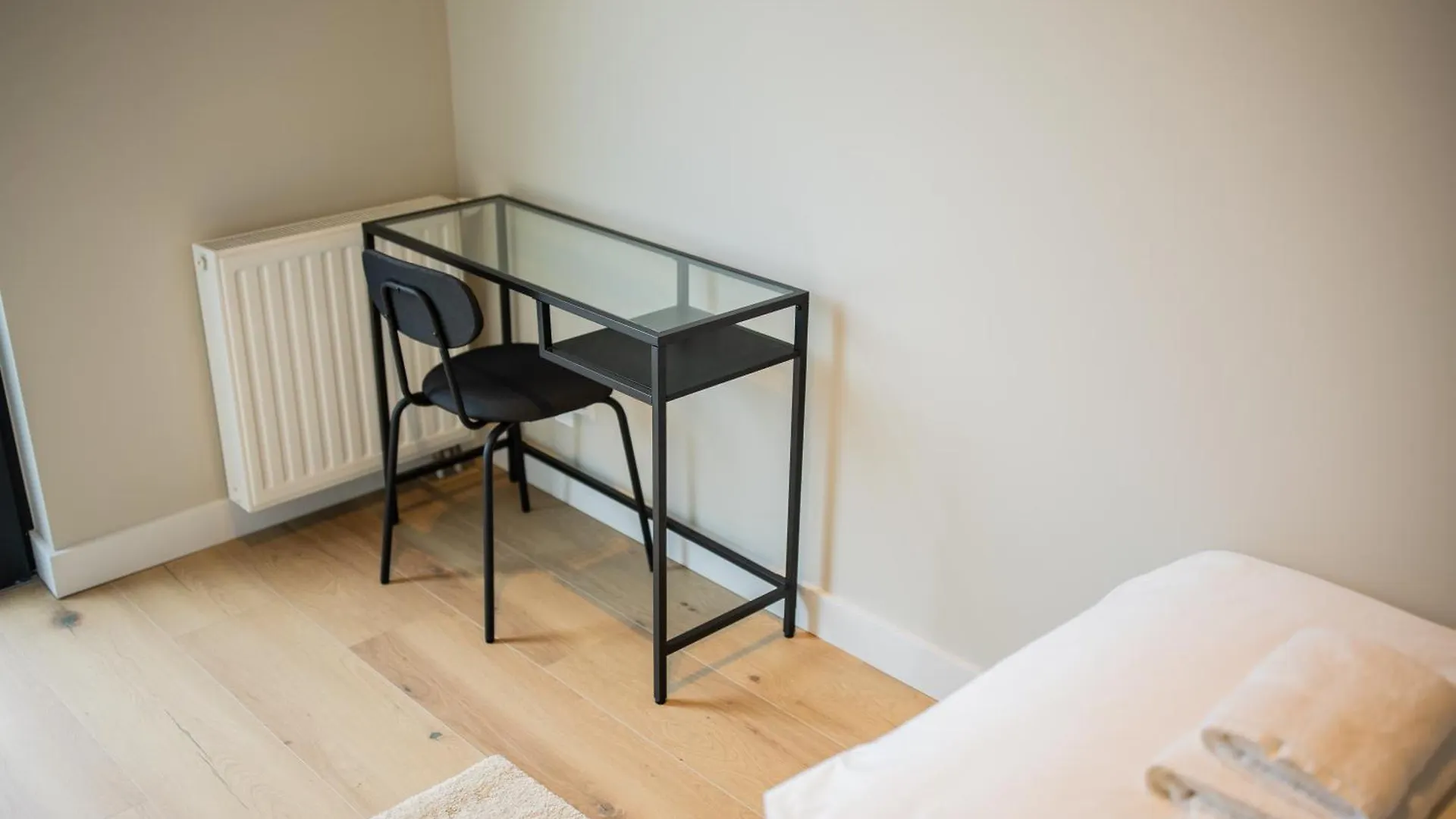 2E 3E Pijnackerstraat Apartment Rotterdam