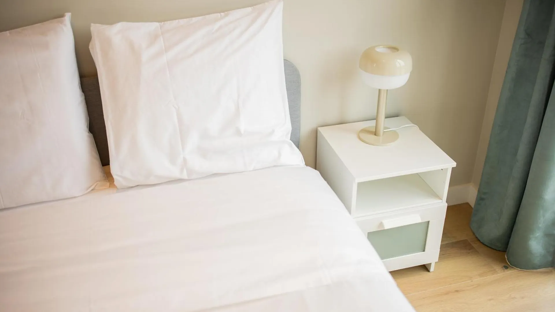 2E 3E Pijnackerstraat Apartment Rotterdam Netherlands